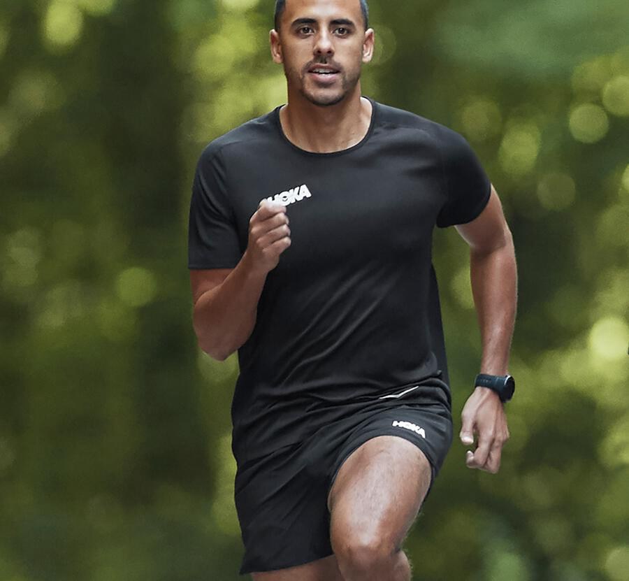 Hoka One One Mens Tops - Performance Short Sleeve - Black - VRIN69874